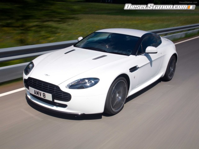 Aston Martin V8 Vantage N420 2011 Picture #7 Aston Martin V8 Vantage N420 2011 Picture #7